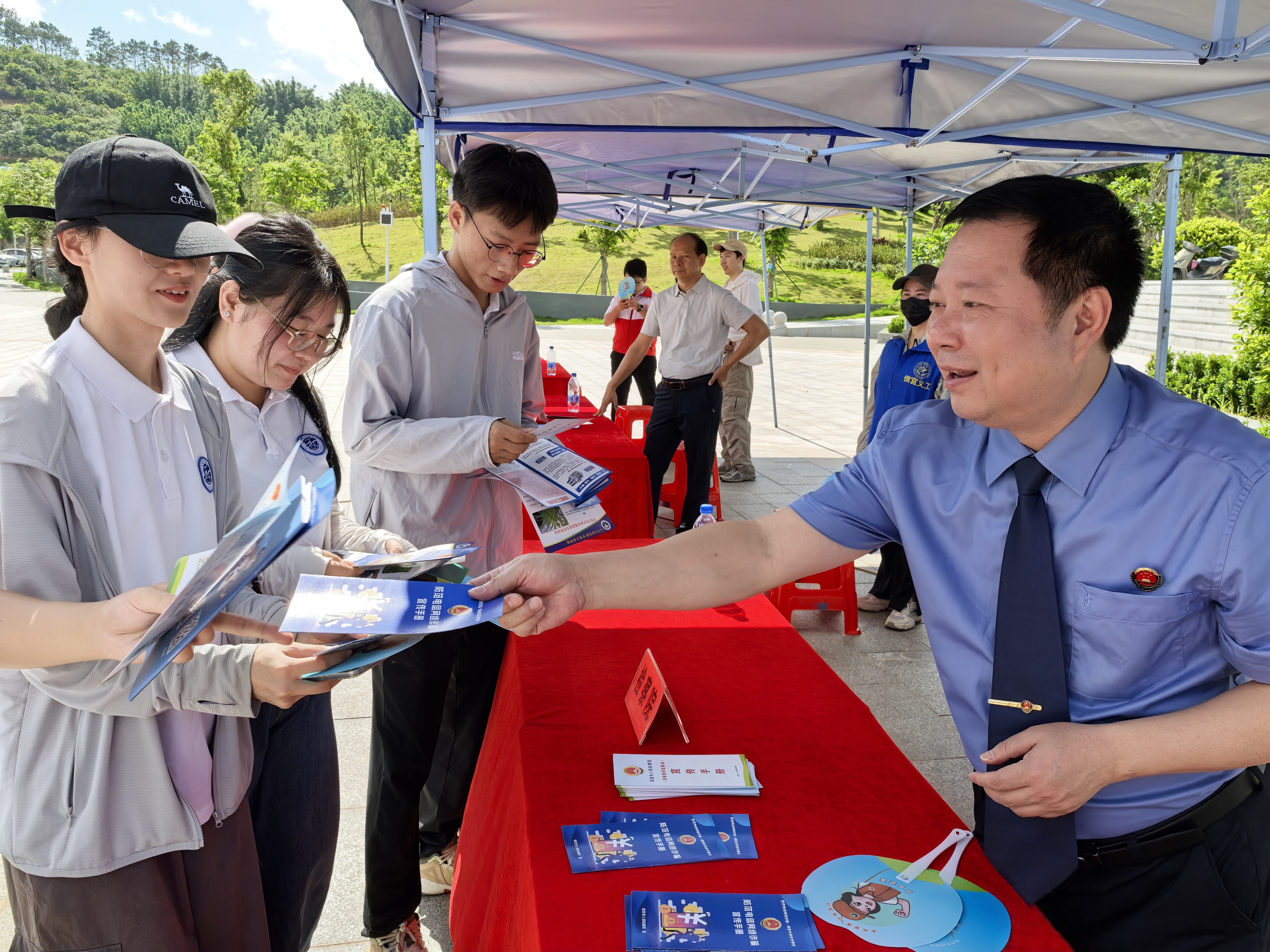 【6·26国际禁毒日主题宣传】全民禁毒，共筑防线